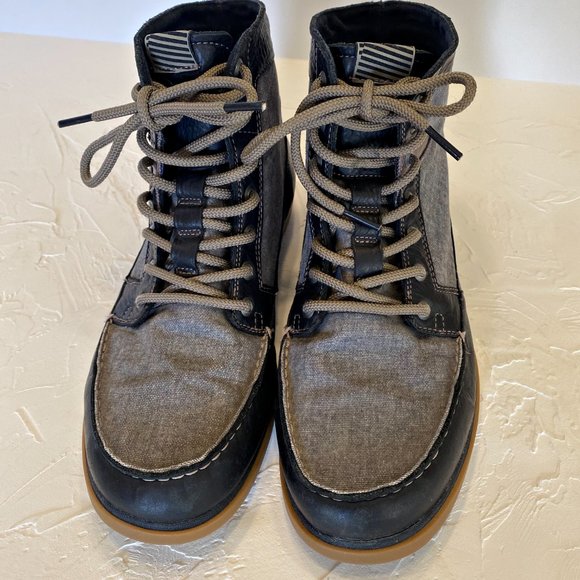 Volcom Men's High Top Lace-Up Shoes - Picture 3 of 10